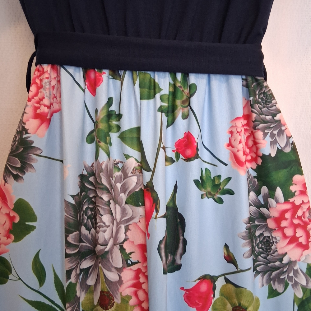 Elegant Navy Blue and Pink Floral Elastic Waist Tall Maxi Dress. - Picture 6 of 7